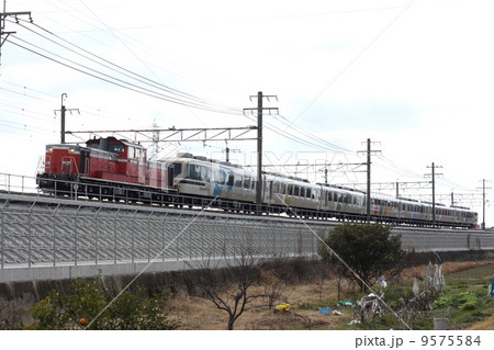 ＪＲ西日本　ＤＤ５１＋１２・１４系「あすか」 9575584