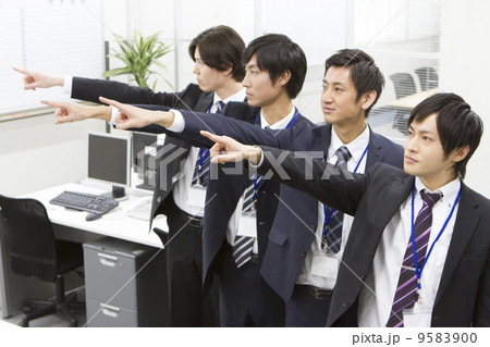 ビジネスチームイメージ 9583900