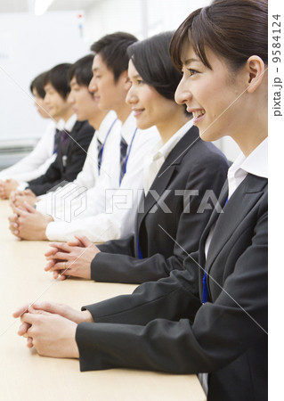 ビジネス会議イメージ 9584124