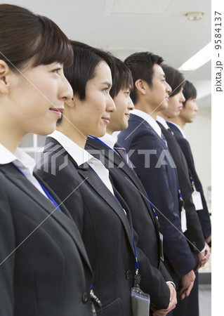ビジネスチームイメージ ビジネスチームイメージ 9584137