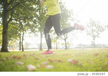 Active woman jogging 9590397