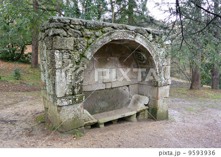 ボマルツォの怪物公園　ベンチ 9593936