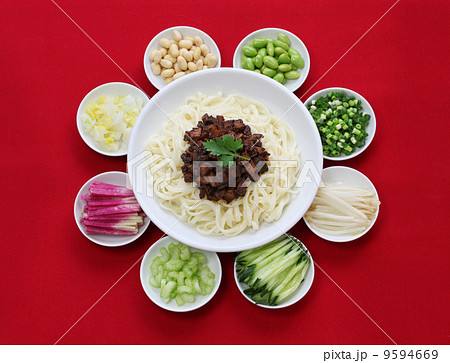 老北京炸酱面 9594669