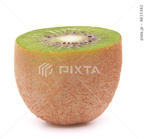 Sliced kiwi fruit half 9615362