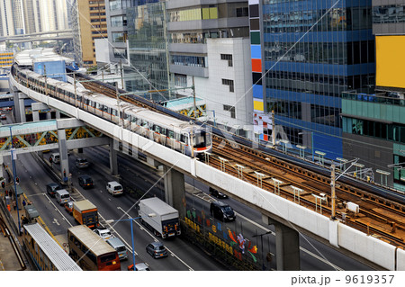 Hong Kong downtown area, Train and highway 9619357