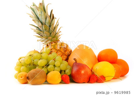Colorful group of fresh fruits 9619985