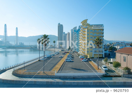 リゾートマンションのとある光景 9620793