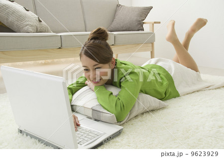 ネットサーフィン 9623929