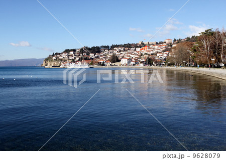 世界遺産オフリドの湖畔 9628079