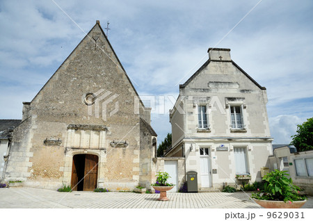 フランス・ロワール地方の教会 9629031