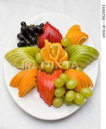 fruit dessert 9629693