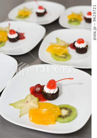 dessert ready for serving up 9629721