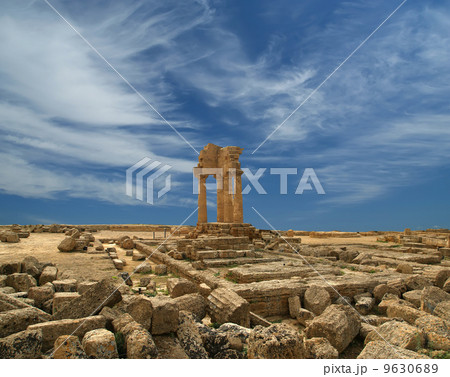 Ancient Greek Temple of the Dioscuri (V-VI century BC) 9630689