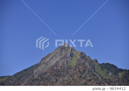 石鎚スカイラインからの石鎚山頂 9634412