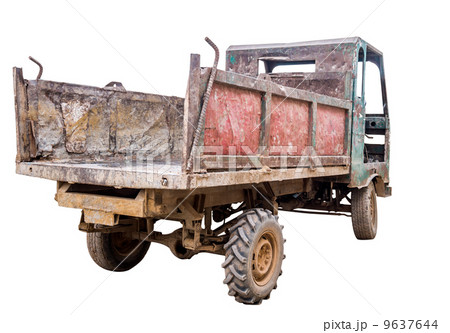 Old rusty truck 9637644