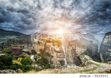 Monareties on Meteora 9639341