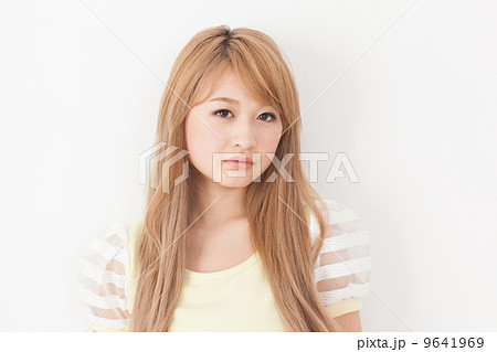 若い女性 9641969