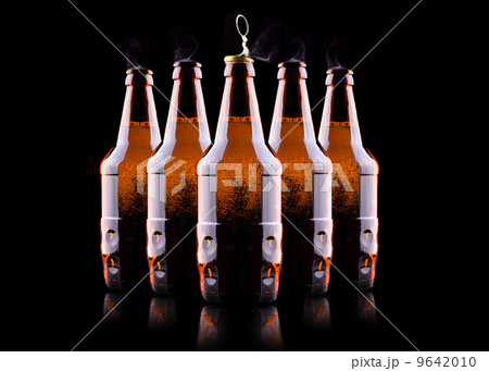 open wet beer bottle 9642010