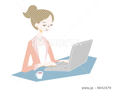 デスクワークをする女性 9642879