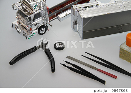 プラモデルを楽しもう プラモデルを楽しもう 9647368