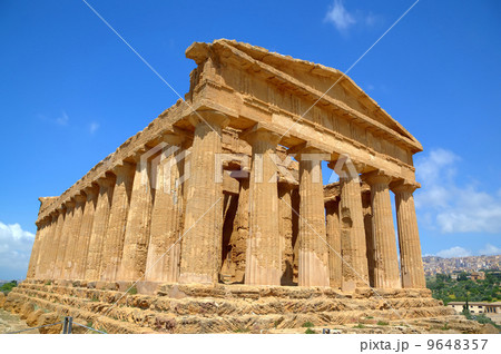 Temple of Concordia in Agrigento. Sicily, Italy  9648357