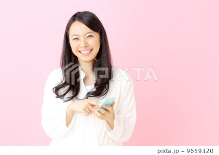 女性・ピンクバック 女性・ピンクバック 9659320