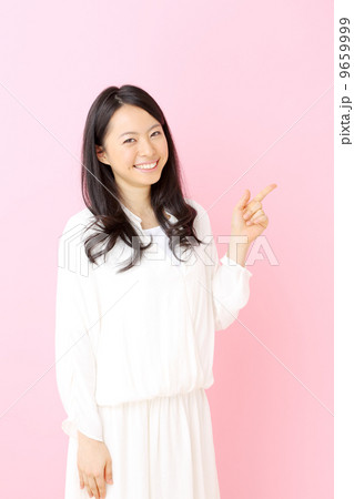 女性・ピンクバック 女性・ピンクバック 9659999