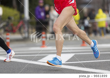 女子マラソンランナー 女子マラソンランナー 9661899