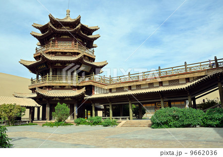 敦煌の鳴月閣 9662036