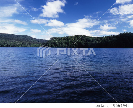 オンネトーの夏 9664949