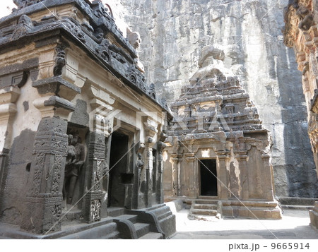 エローラ遺跡 9665914