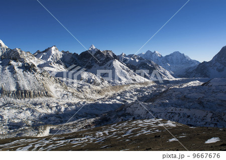カラパターよりクーンブ氷河とクーンブ・ヒマールの山々 カラパターよりクーンブ氷河とクーンブ・ヒマールの山々 9667676