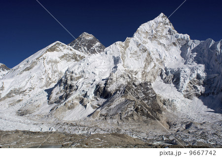 カラパタールよりエベレスト 9667742