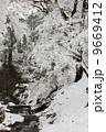 冬の作山川 9669412