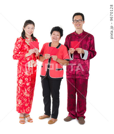 chinese new year family with ang pow symbol of luck chinese new year family with ang pow symbol of luck 9670128