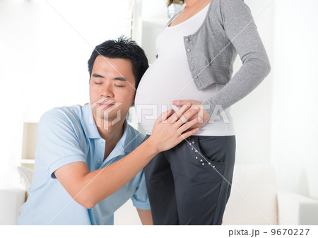 chinese father and pregnancy. chinese father and pregnancy. 9670227