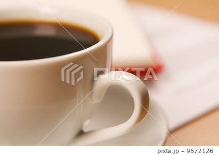 Macro photo of a coffee cup 9672126
