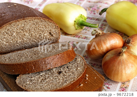 Organic Bread and Vegetables 9672218