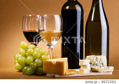 Wine and cheese still-life 9672361