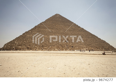Unusual View Of The Pyramids Of Cairo Egypy 9674277
