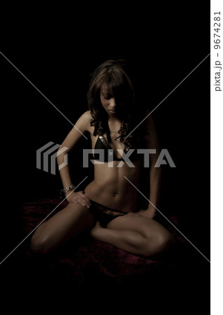 Young Nigerian Woman Low Key Photo 9674281