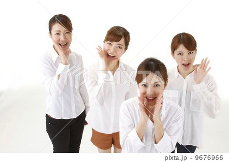 四人の若い女性 9676966