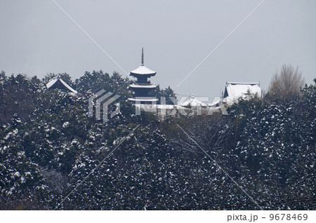 【中国三十三観音霊場】第二番　山寺・餘慶寺に積もった雪　岡山県瀬戸内市 9678469