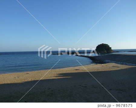 夕暮れのあづり浜 9678575