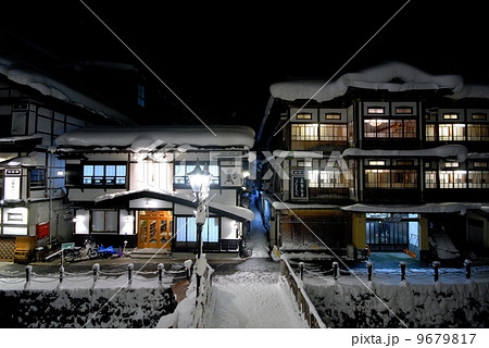 銀山温泉 9679817