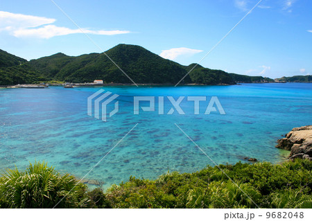 沖縄、渡嘉敷島 9682048