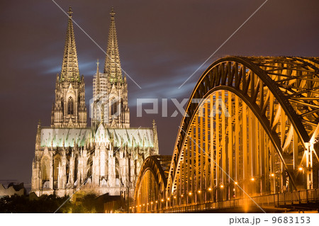 Dom in Cologne at sunset Dom in Cologne at sunset 9683153