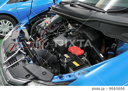 自動車のエンジン 自動車のエンジン 9683606
