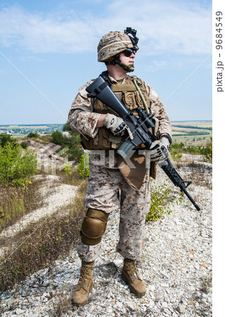 US marine 9684549