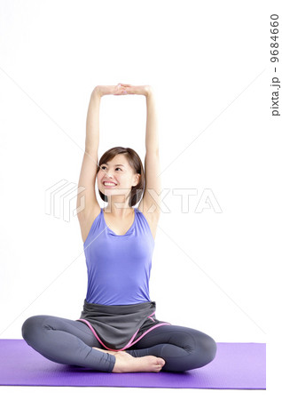 ストレッチをする女性 ストレッチをする女性 9684660